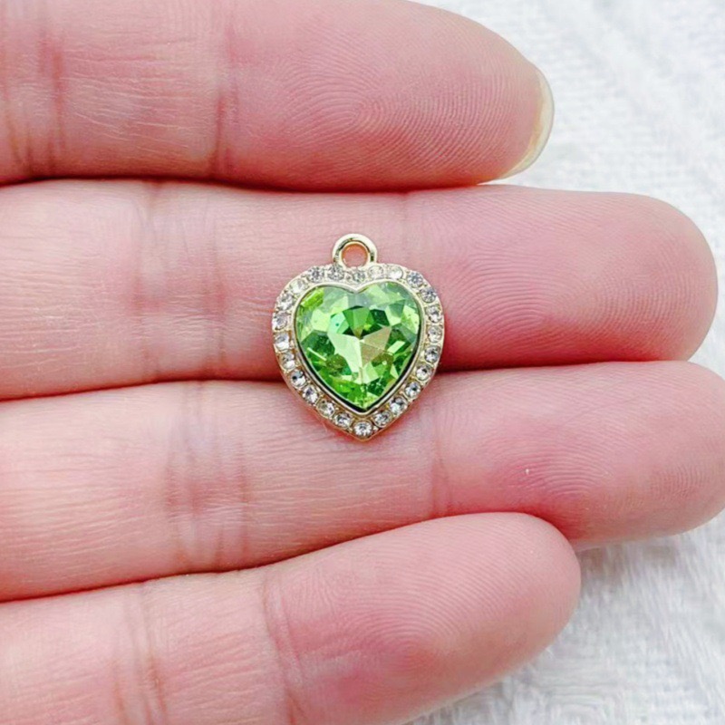 Pendentif en forme de cœur inc - Jewelry Making Pendants avis et prix